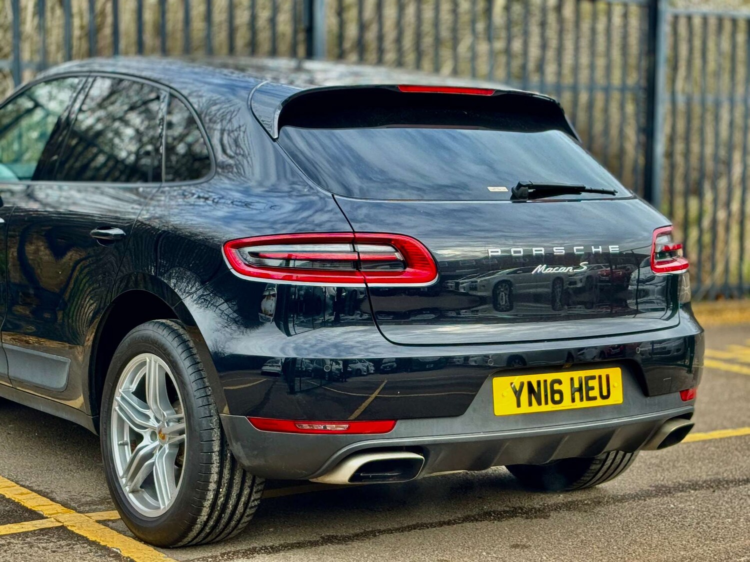 Used Porsche Macan 2024 for sale - 77622831: Photo 40