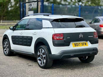 Used Citroen C4 Cactus 2017 for sale - 75485405: Photo
