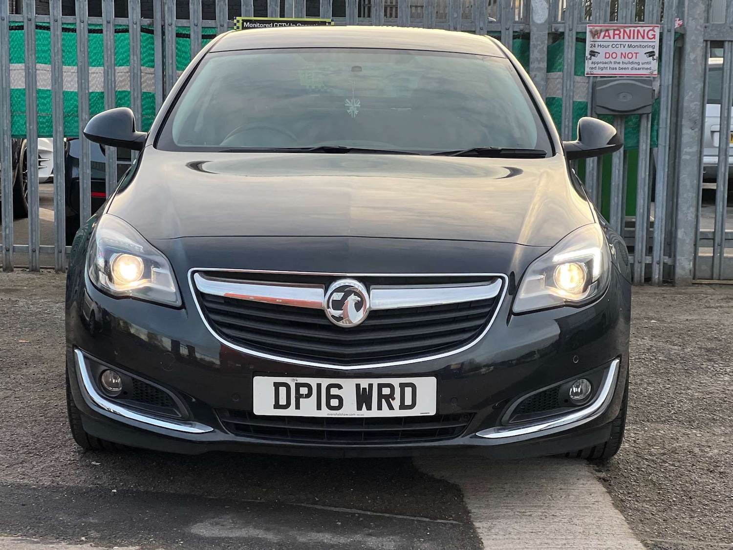 Used Vauxhall Insignia 2016 for sale - 76693598: Photo 11