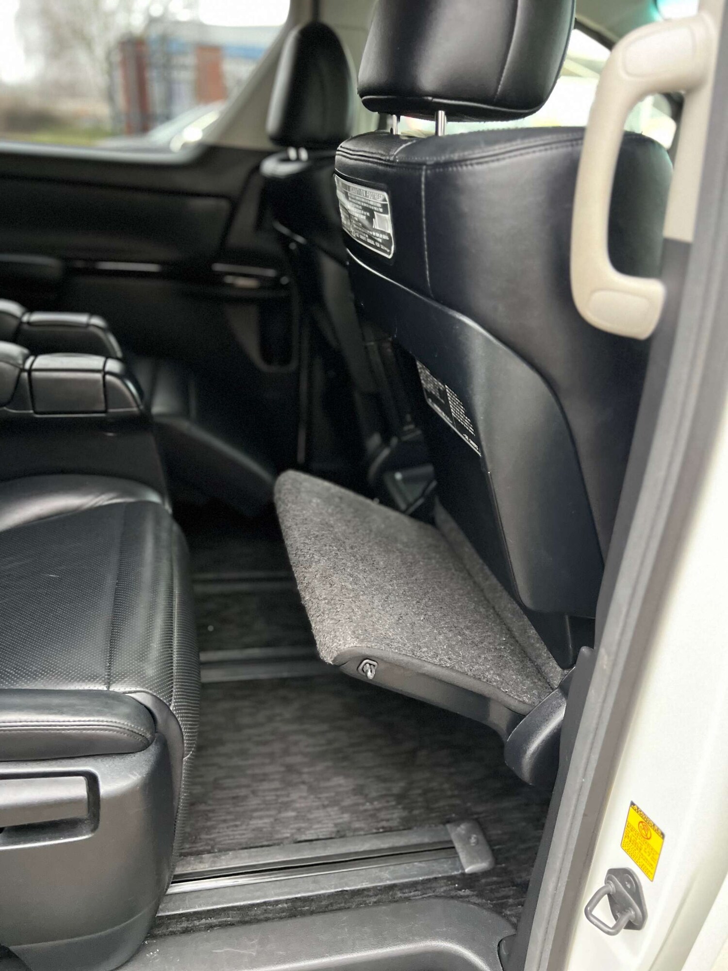 Used Toyota Vellfire 2013 for sale - 77422754: Photo 16