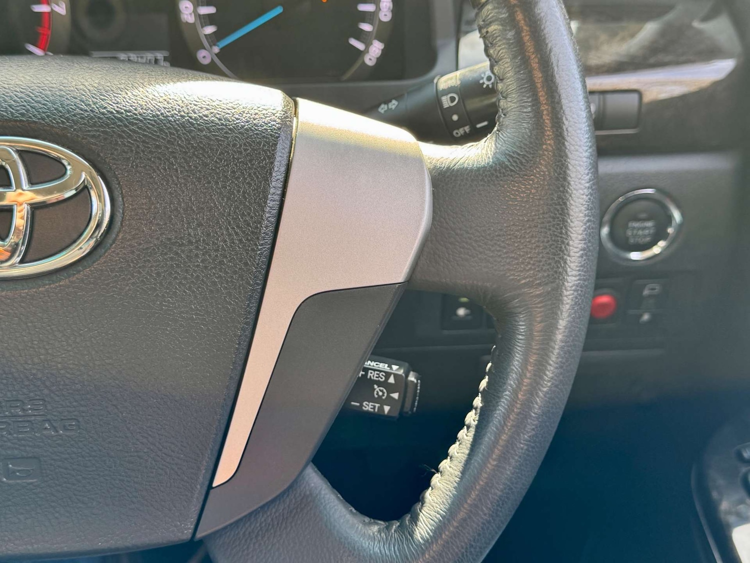 Used Toyota Vellfire 2013 for sale - 77422754: Photo 50