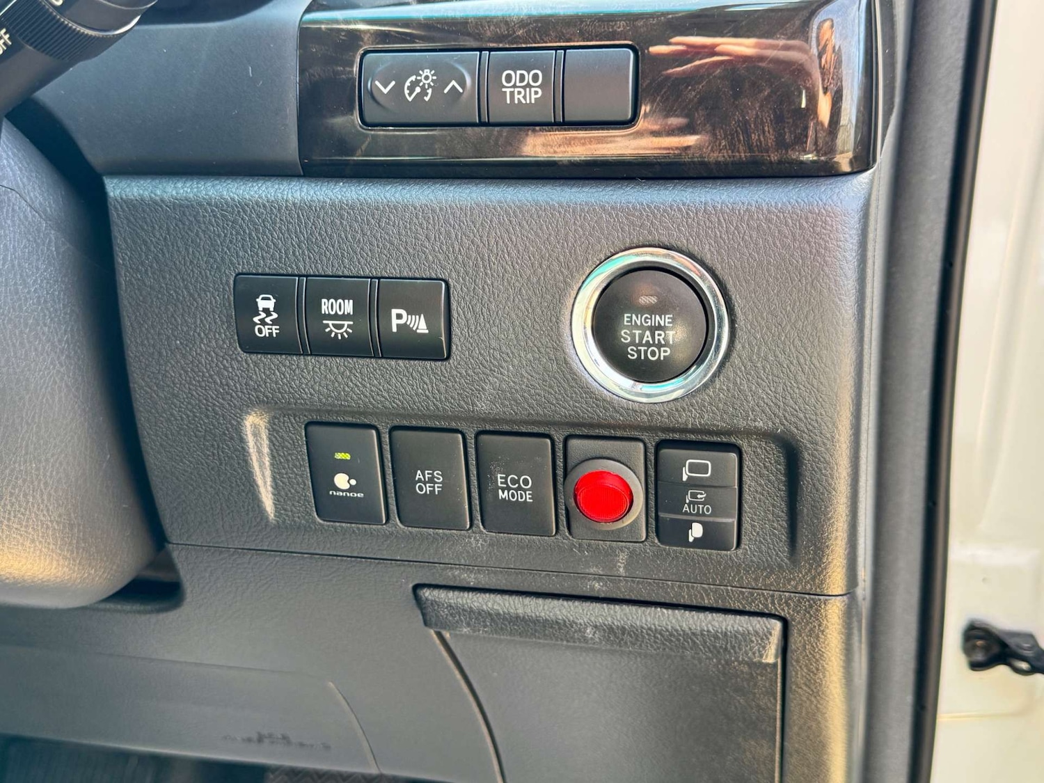 Used Toyota Vellfire 2013 for sale - 77422754: Photo 54