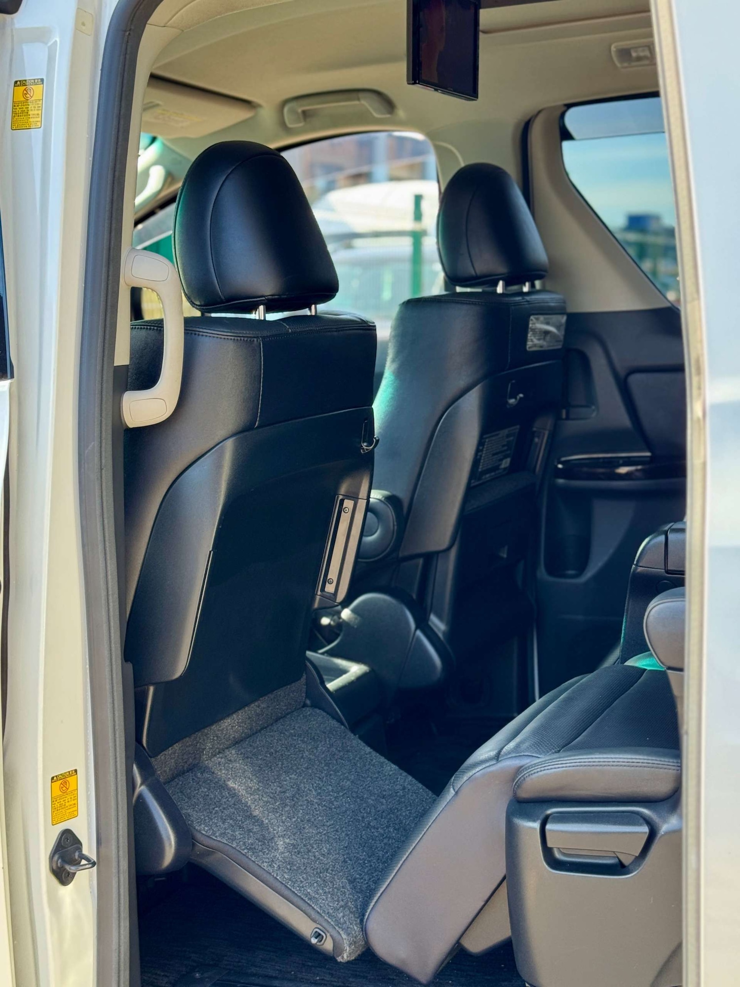 Used Toyota Vellfire 2013 for sale - 77422754: Photo 61