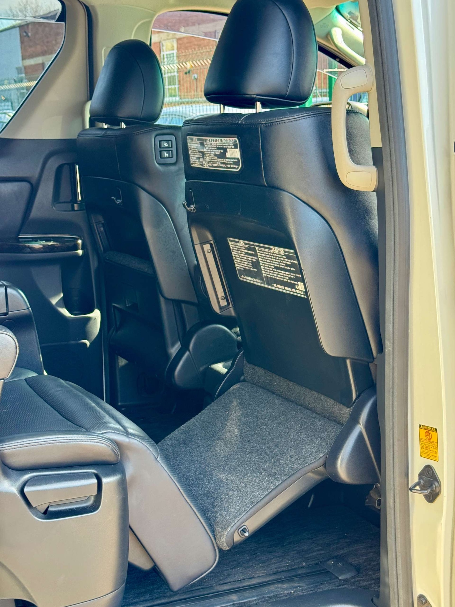 Used Toyota Vellfire 2013 for sale - 77422754: Photo 66