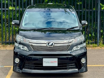 Used Toyota Vellfire 2014 for sale - 79325930: Photo