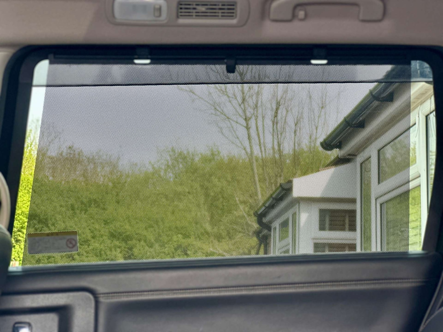 Used Nissan Elgrand 2014 for sale - 76278118: Photo 21