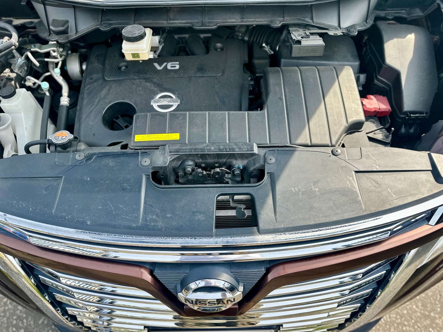 Used Nissan Elgrand 2014 for sale - 76278118: Photo 24