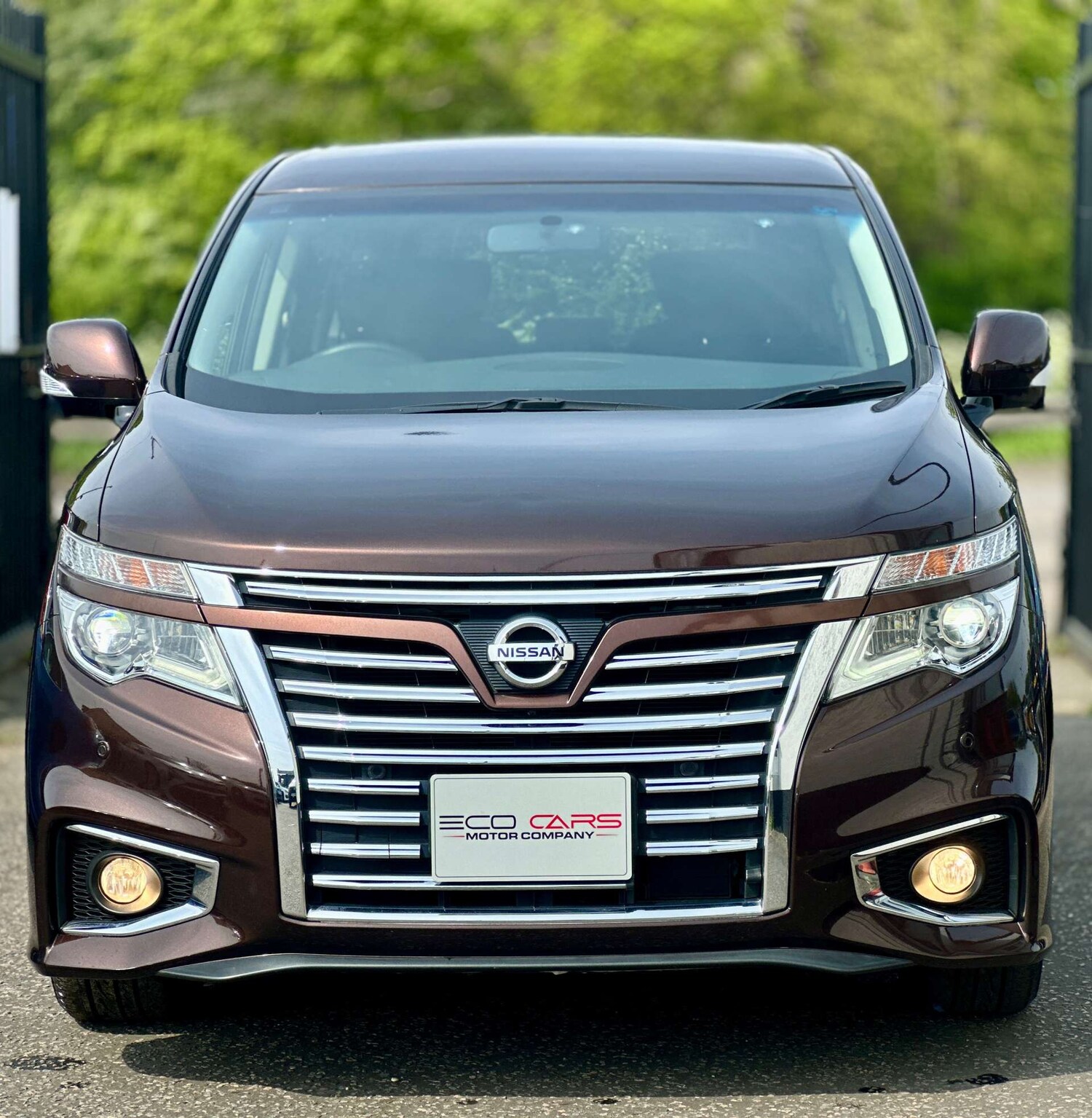 Used Nissan Elgrand 2014 for sale - 76278118: Photo 29