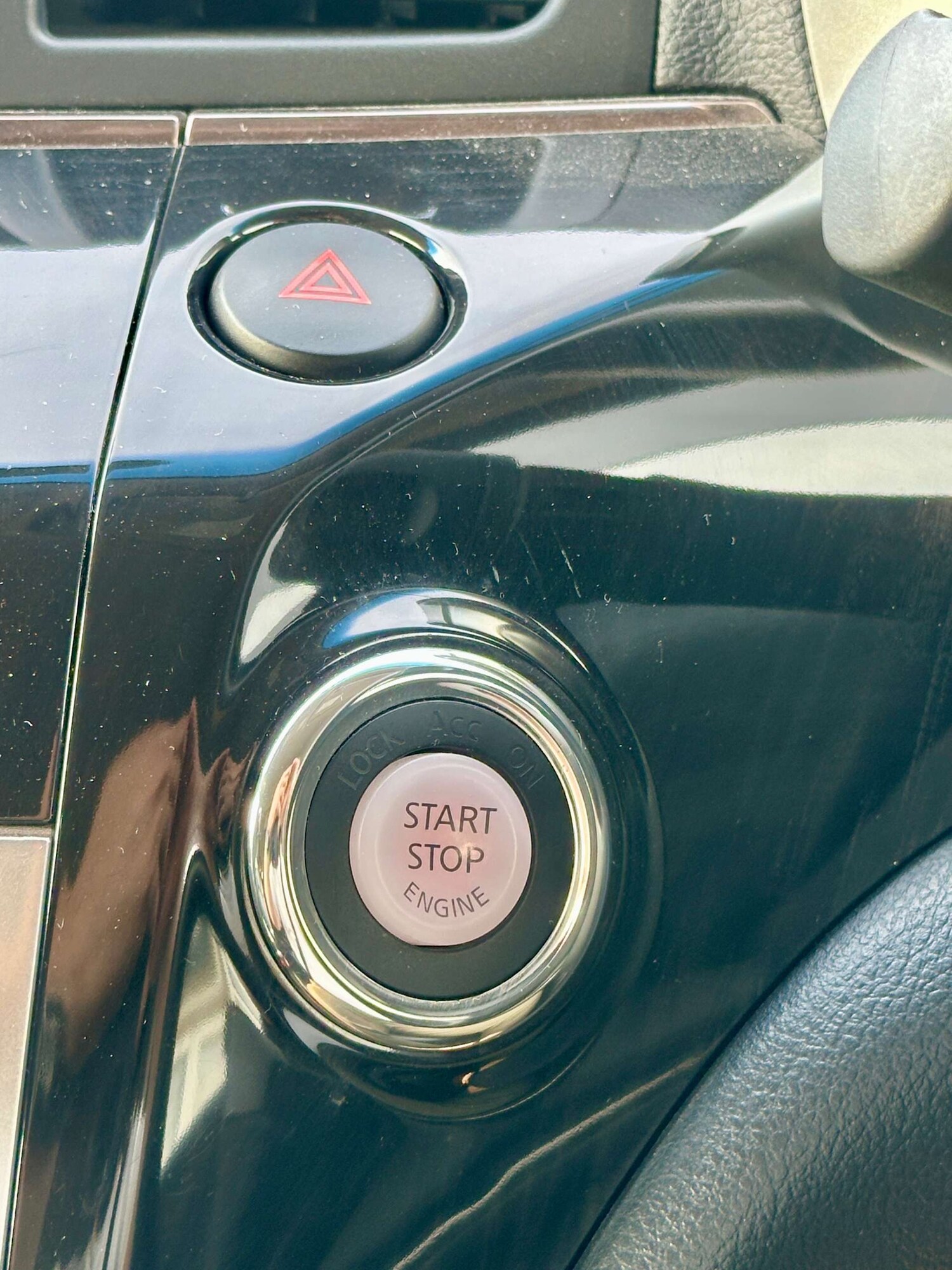 Used Nissan Elgrand 2014 for sale - 76278118: Photo 69