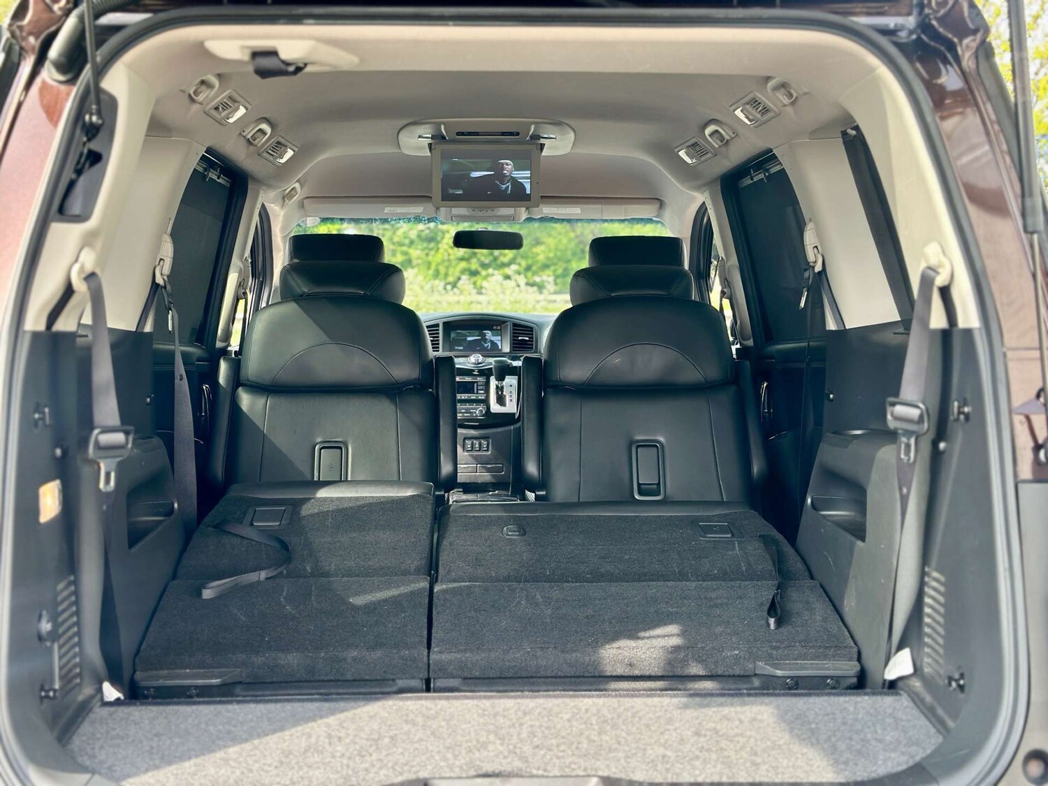 Used Nissan Elgrand 2014 for sale - 76278118: Photo 75