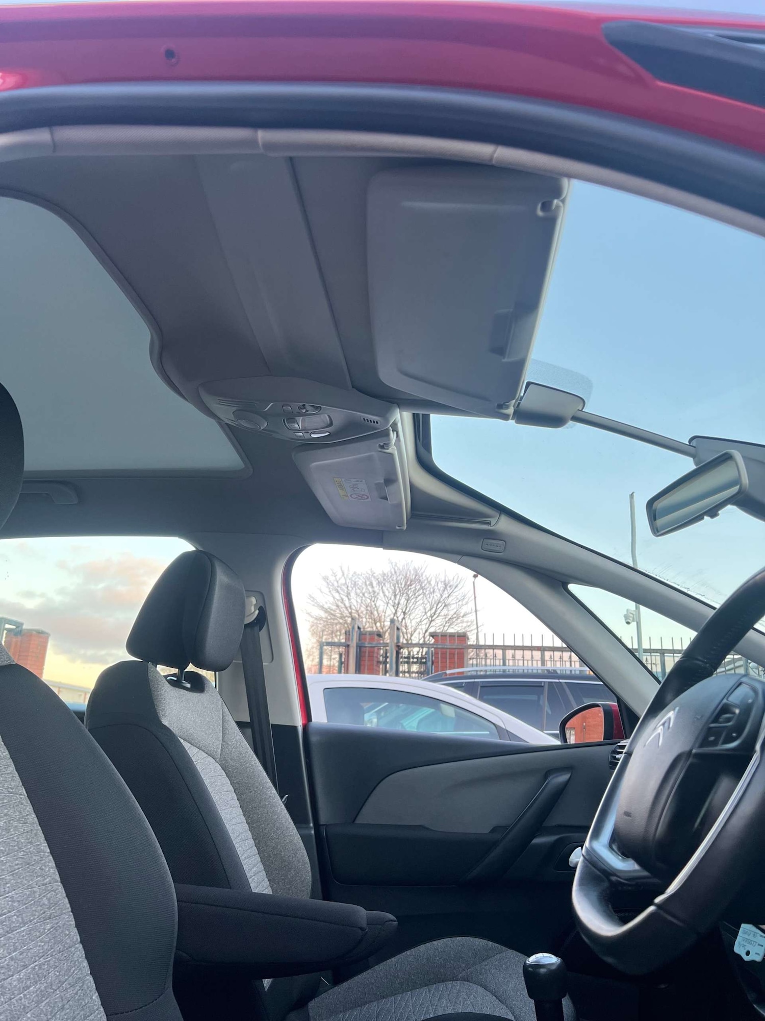 Used Citroen C4 Picasso 2016 for sale - 76724025: Photo 17