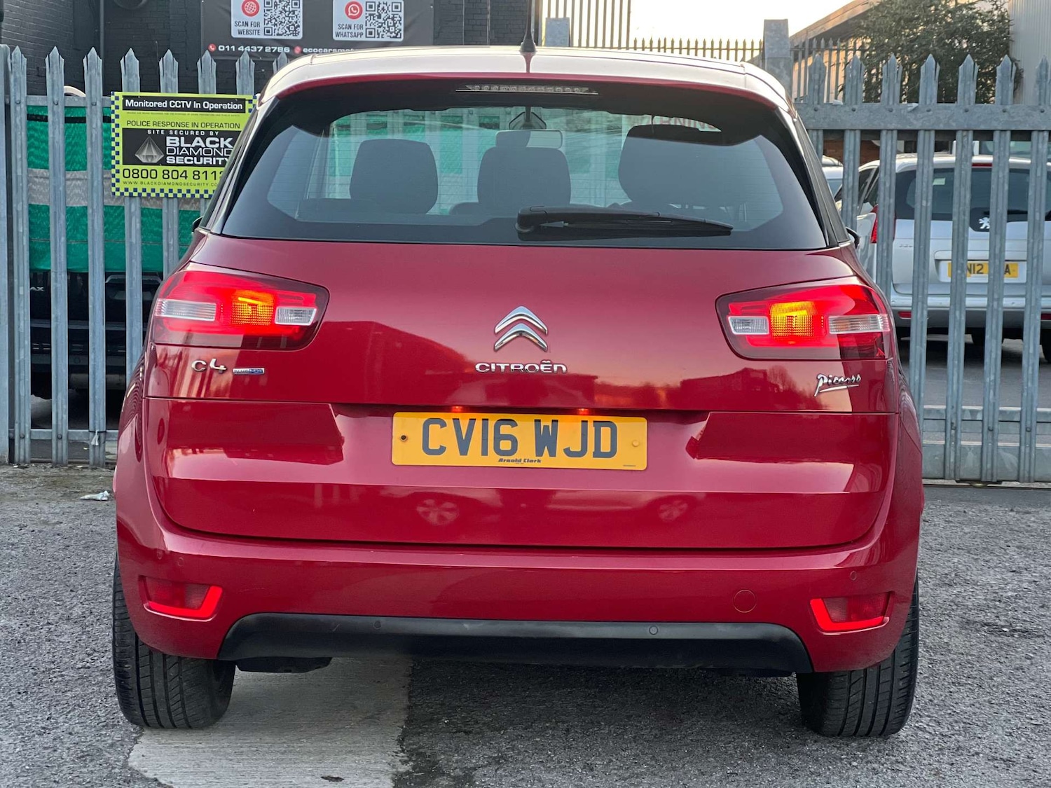 Used Citroen C4 Picasso 2016 for sale - 76724025: Photo 9