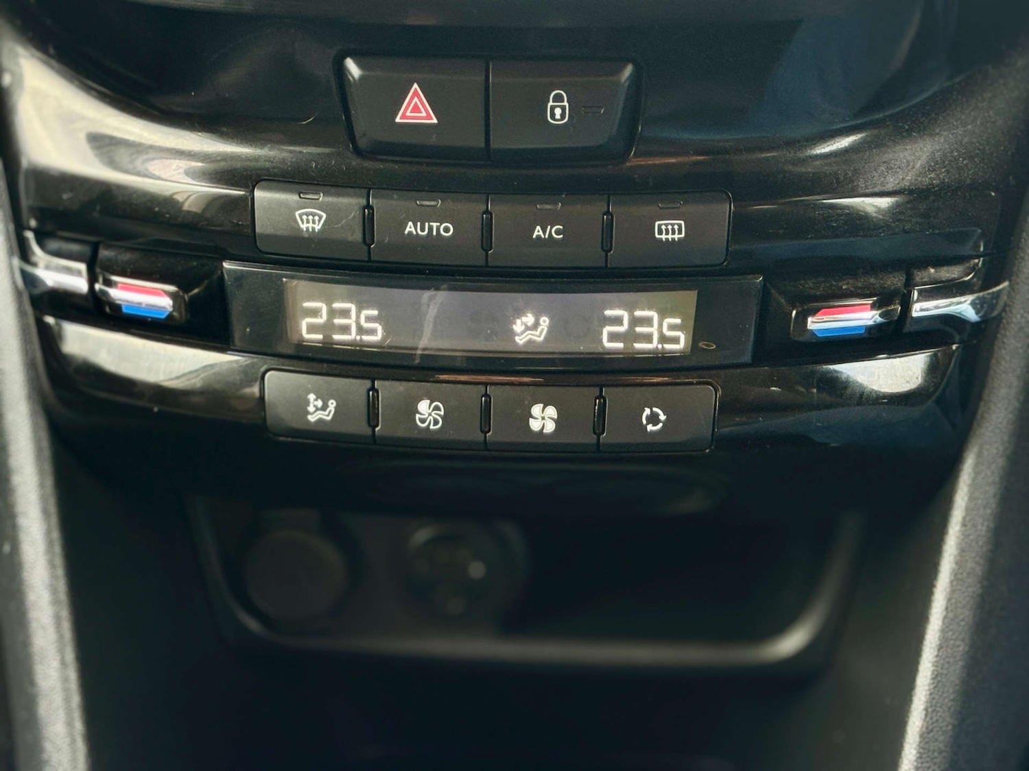 Used Peugeot 2008 2017 for sale - 77264707: Photo 19