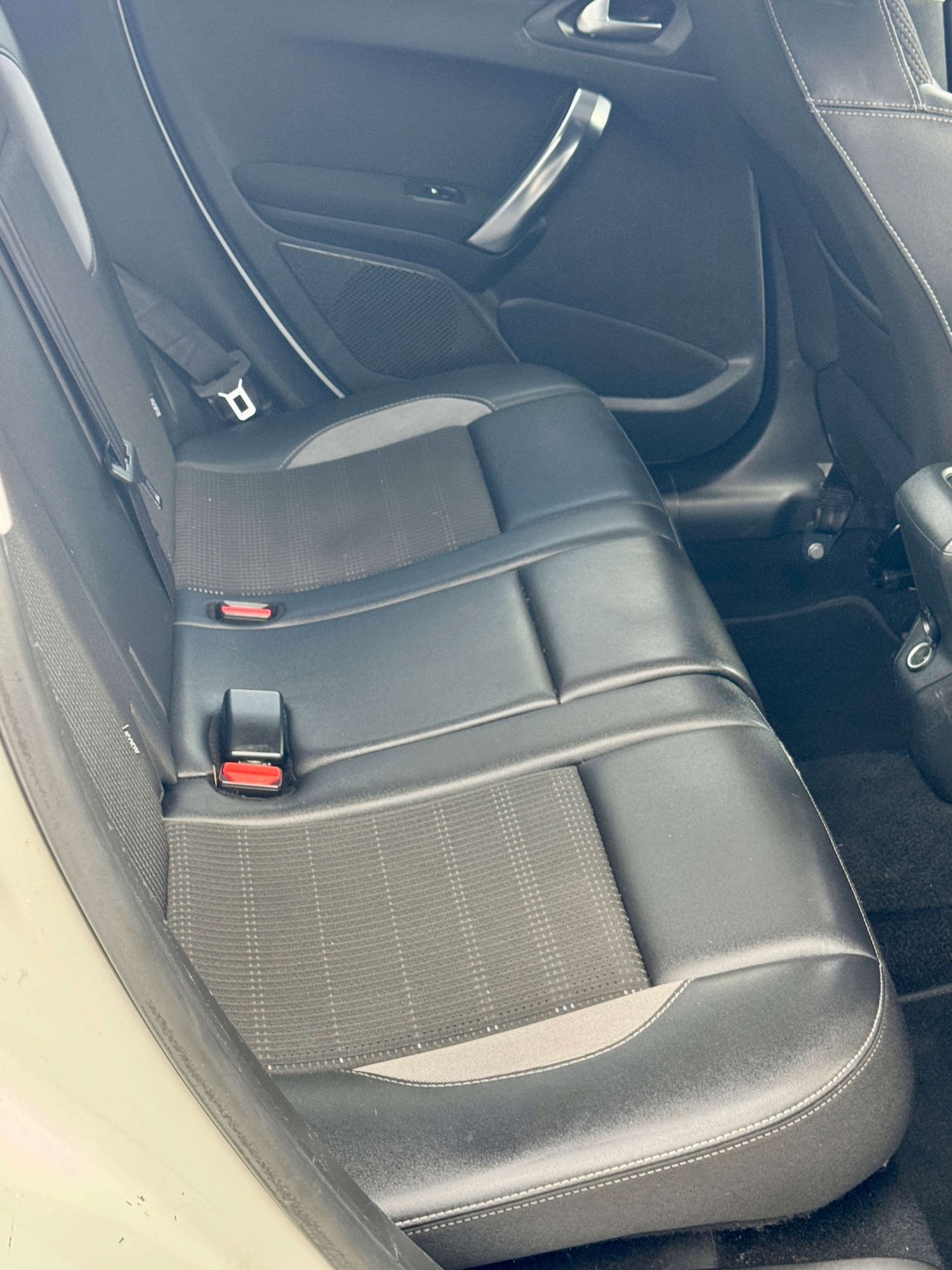 Used Peugeot 2008 2017 for sale - 77264707: Photo 23