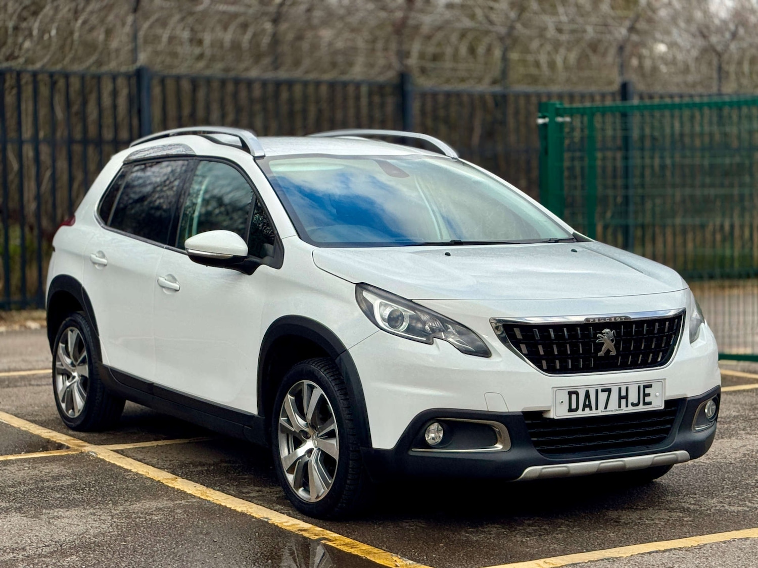 Used Peugeot 2008 2017 for sale - 77264707: Photo 25