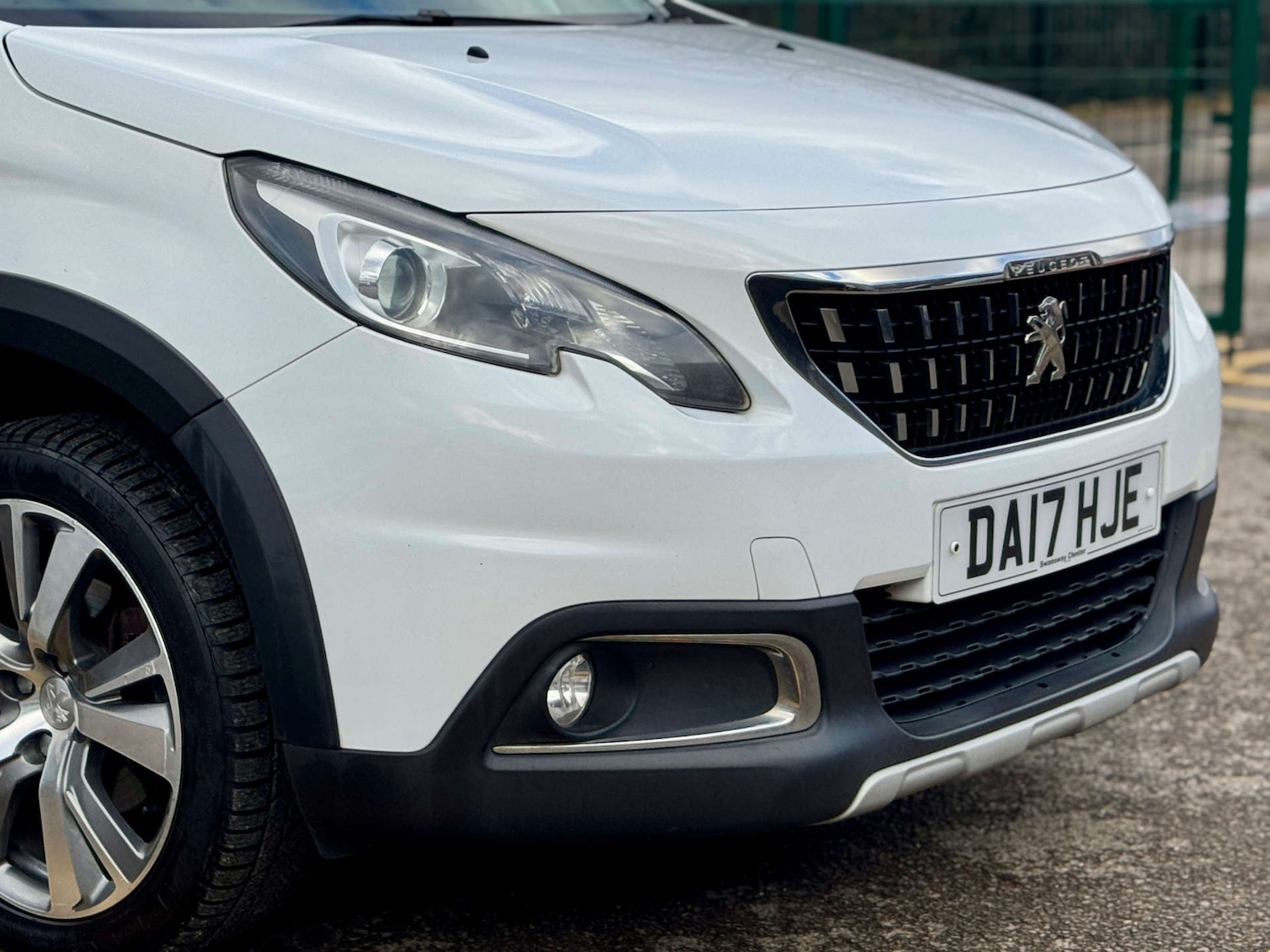 Used Peugeot 2008 2017 for sale - 77264707: Photo 32