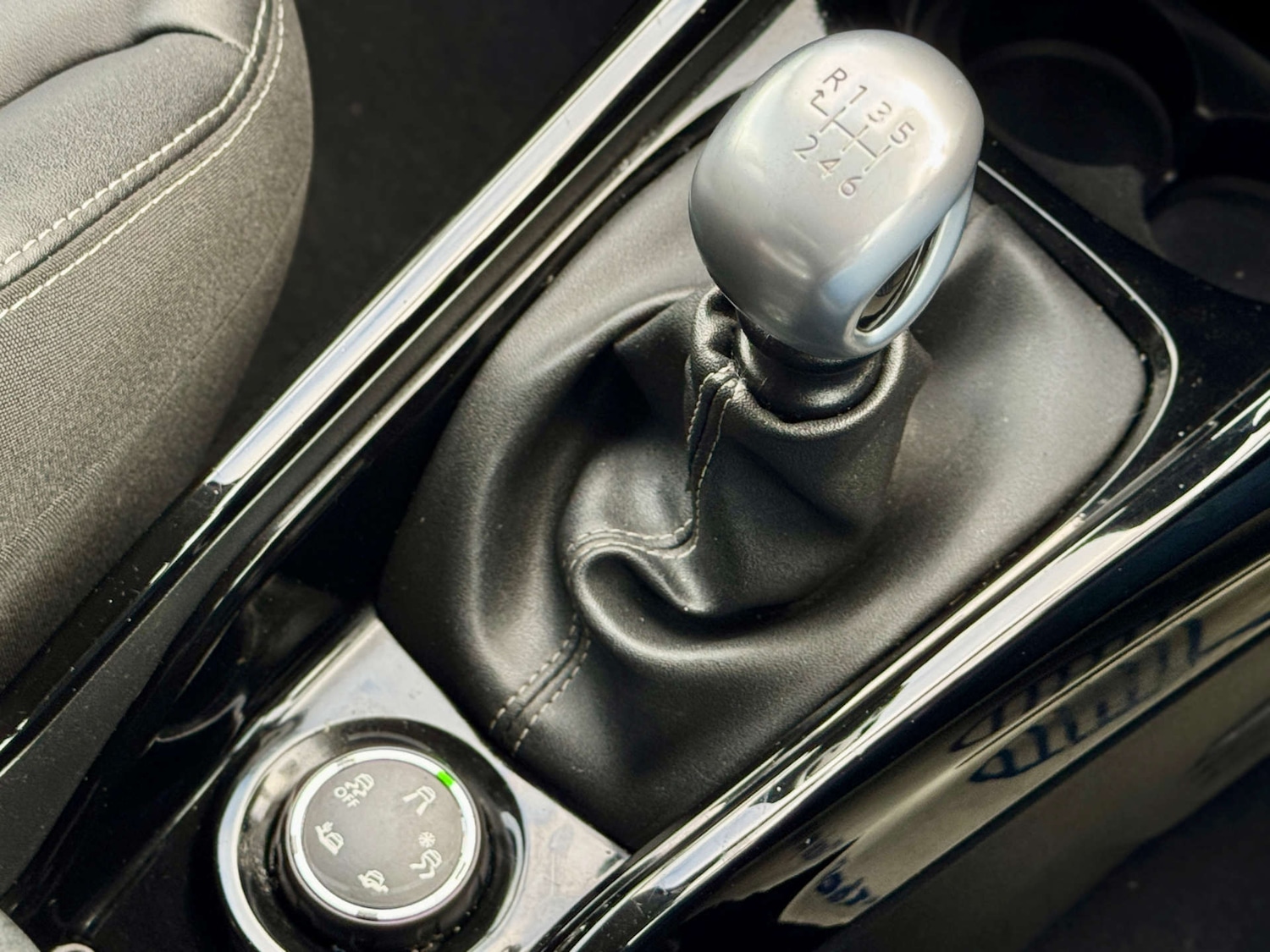 Used Peugeot 2008 2017 for sale - 77264707: Photo 67