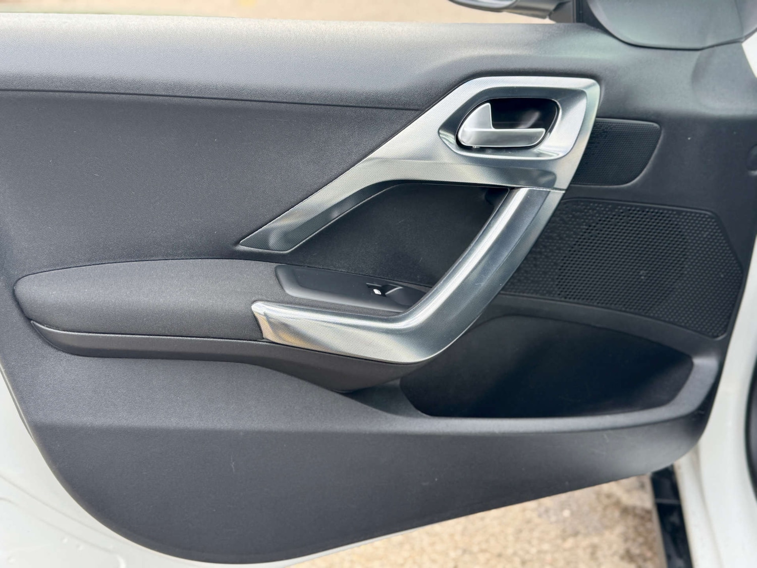 Used Peugeot 2008 2017 for sale - 77264707: Photo 72