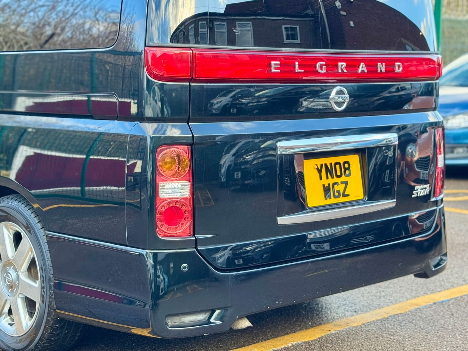 Used Nissan Elgrand 2024 for sale - 77413349: Photo 43