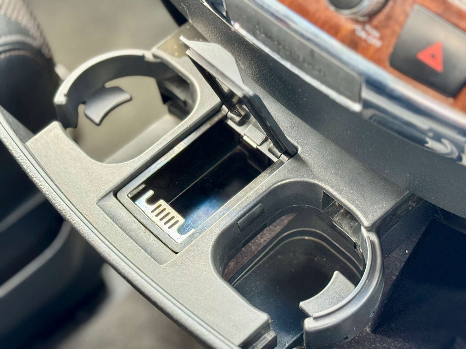 Used Nissan Elgrand 2024 for sale - 77413349: Photo 56