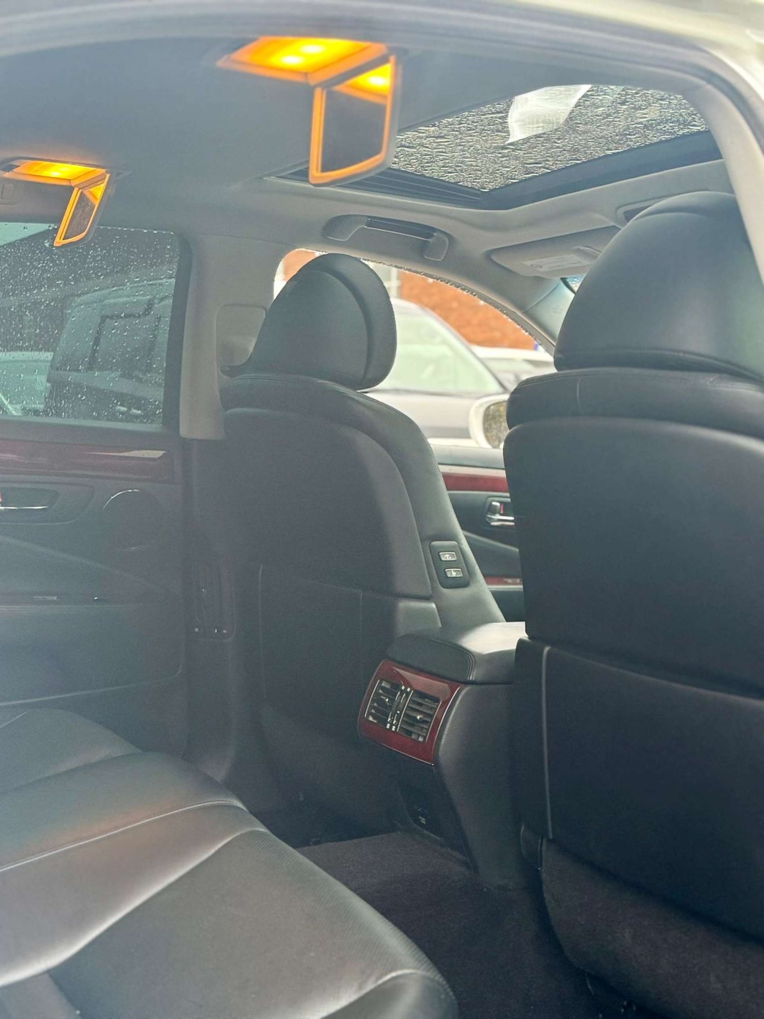 Used Lexus LS 2022 for sale - 76840337: Photo 15