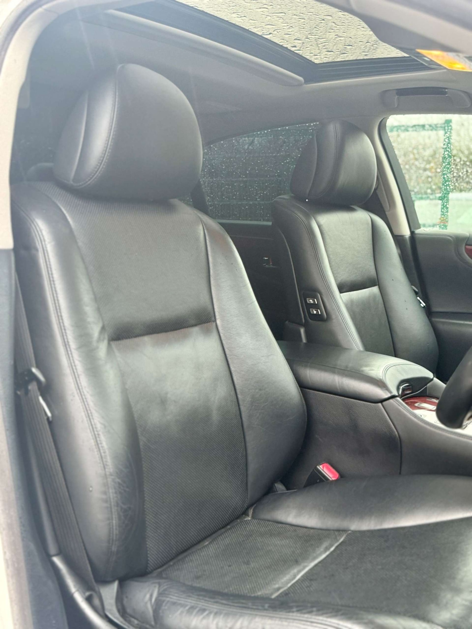 Used Lexus LS 2022 for sale - 76840337: Photo 2