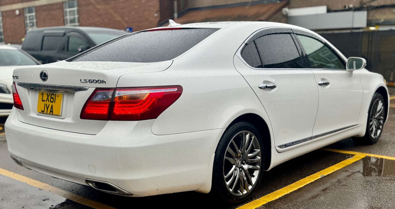 Used Lexus LS 2022 for sale - 76840337: Photo 5