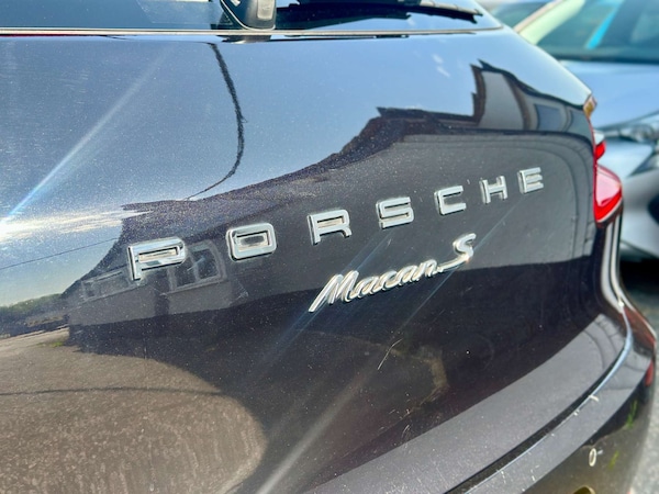 Used Porsche Macan 2016 for sale - 76159789: Photo 44