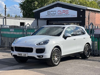 Used Porsche Cayenne 2016 for sale - 75946327: Photo