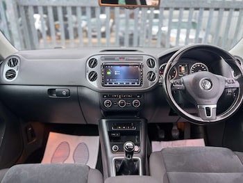 Used Volkswagen Tiguan 2015 for sale - 76829806: Photo