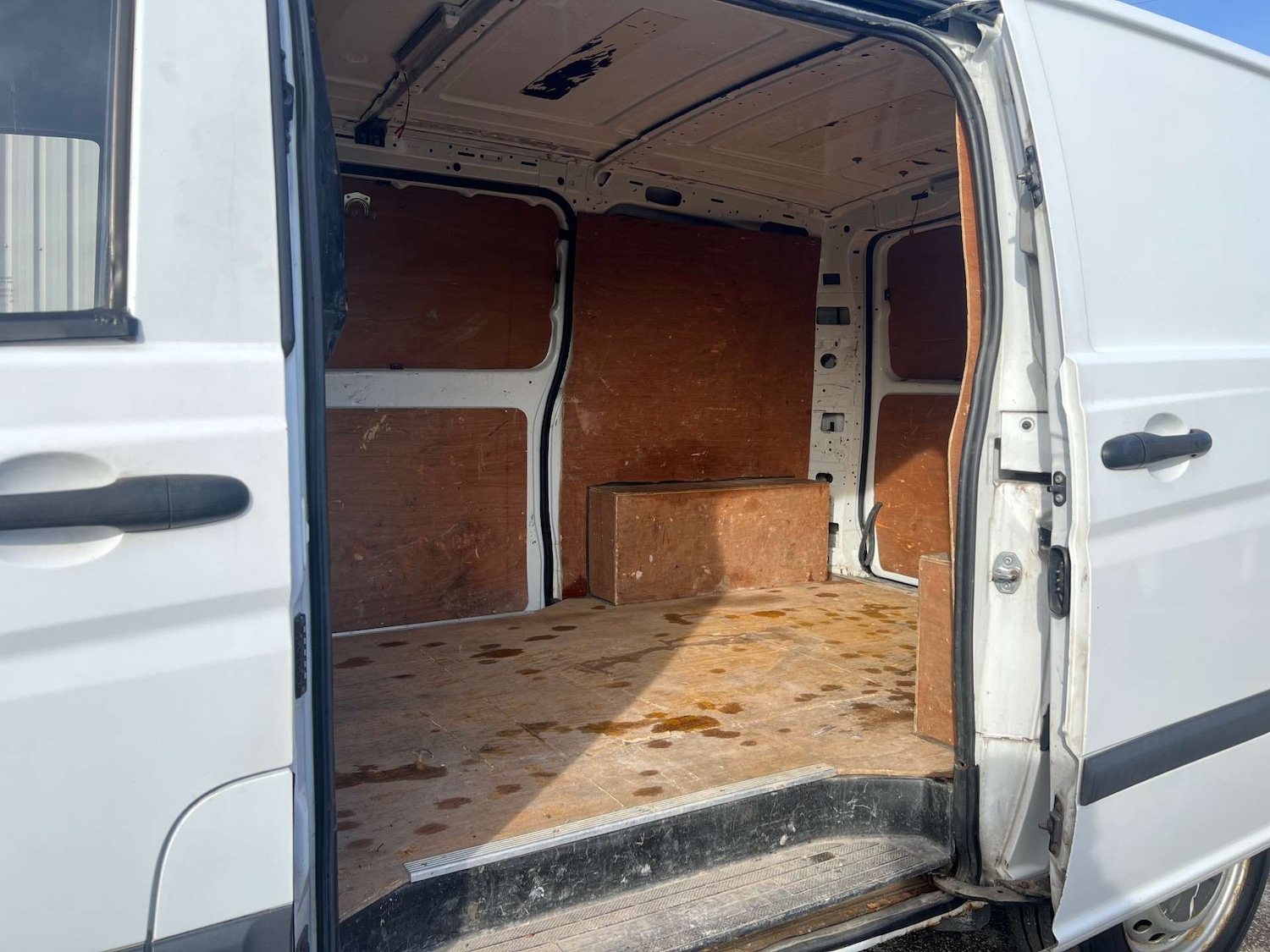 Used Mercedes-Benz Vito 2014 for sale - 77581111: Photo 23