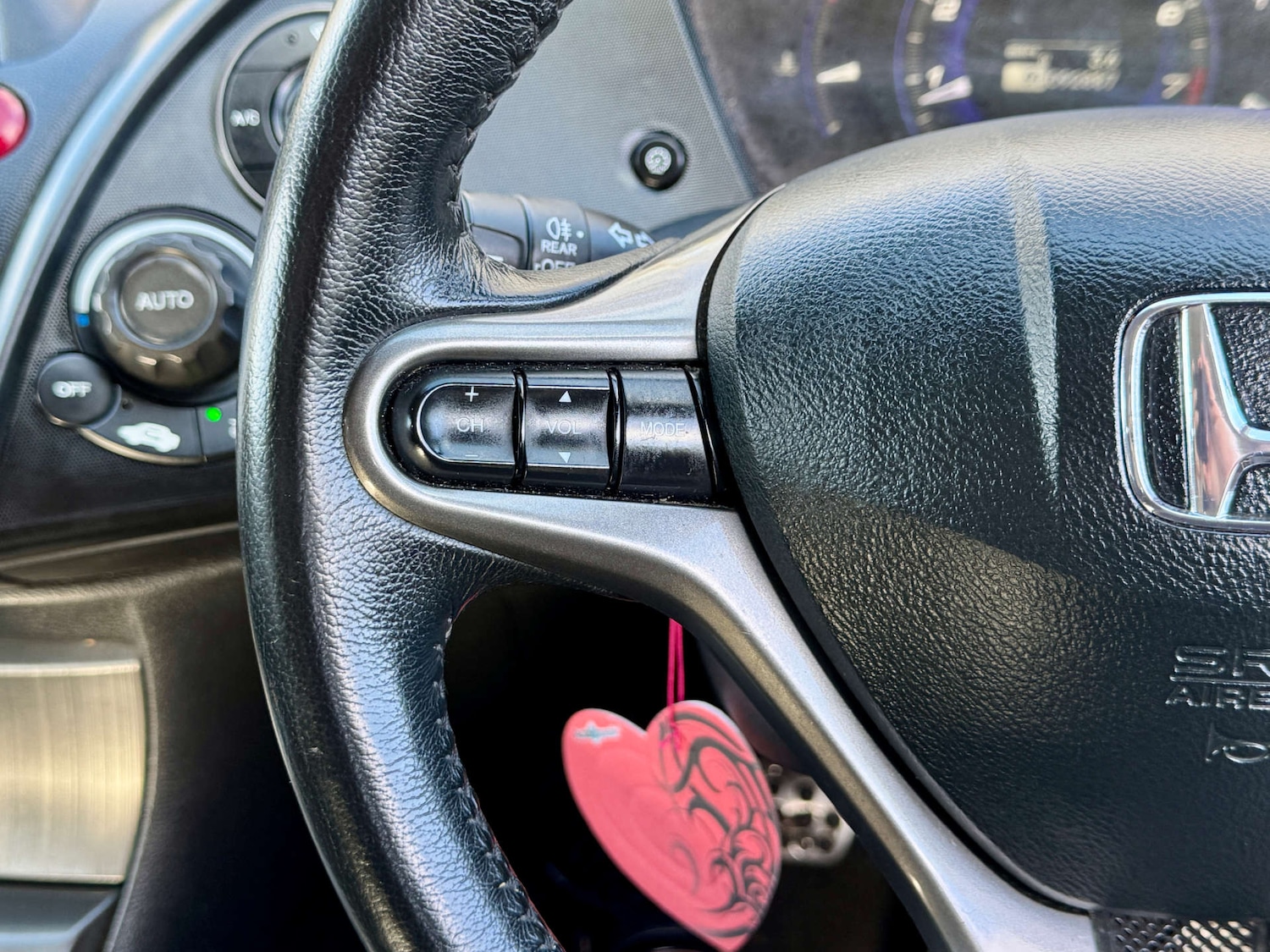 Used Honda Civic 2011 for sale - 77446387: Photo 47