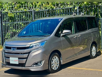 Used Toyota Noah 2020 for sale - 78450392: Photo