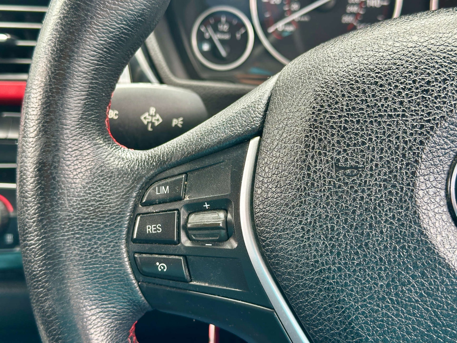 Used BMW 3 Series 2016 for sale - 76601429: Photo 13