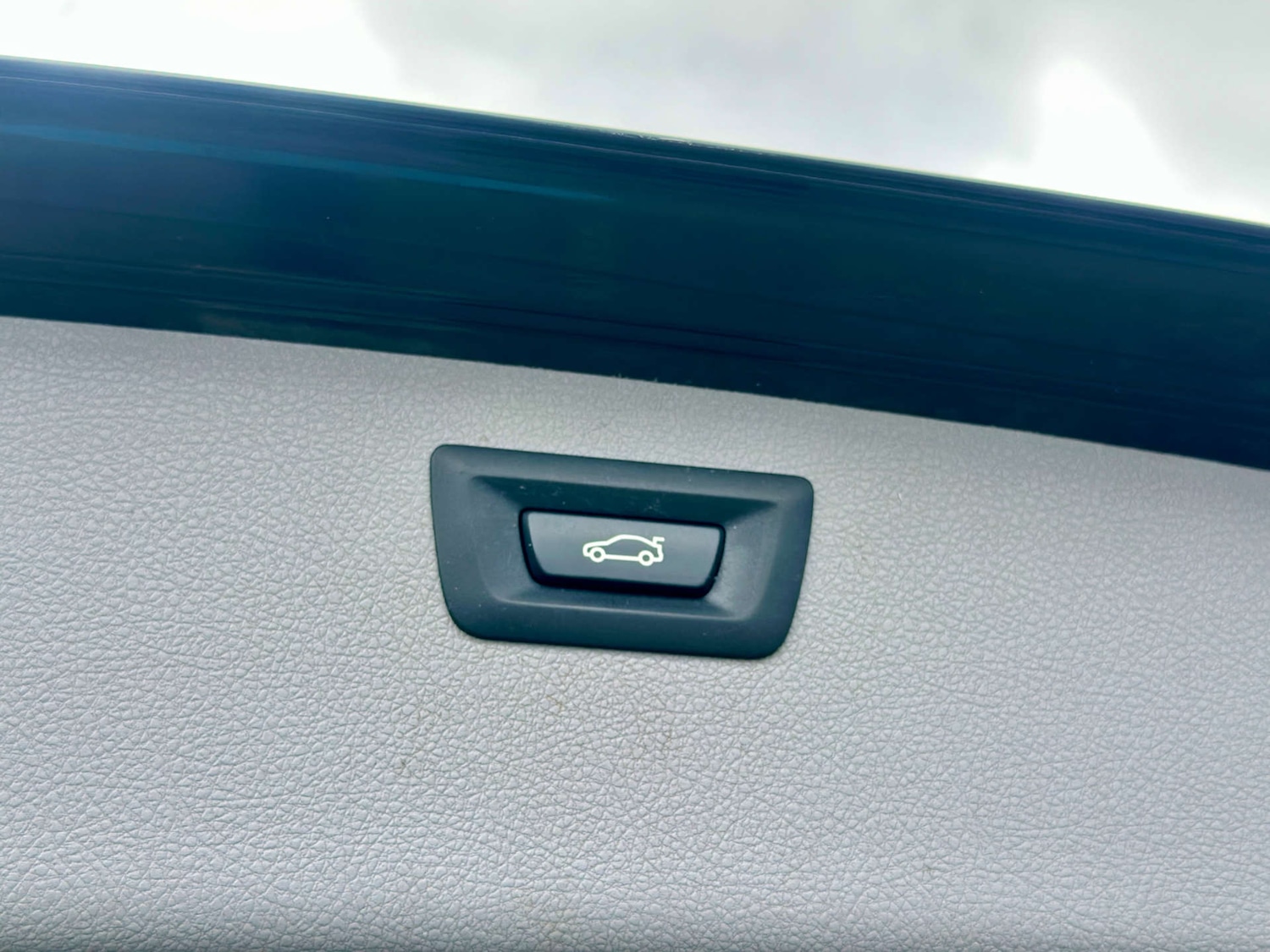 Used BMW 3 Series 2016 for sale - 76601429: Photo 24