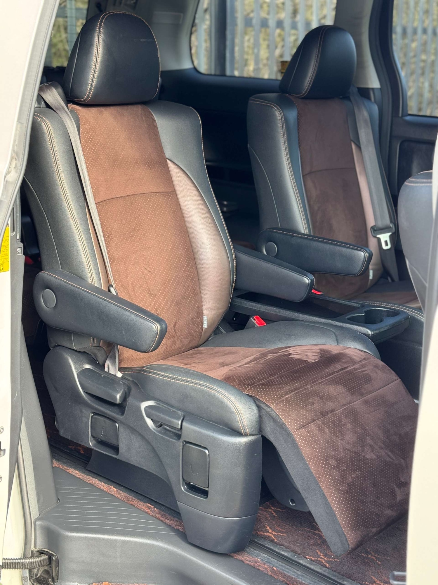 Used Toyota Alphard 2013 for sale - 77736118: Photo 20