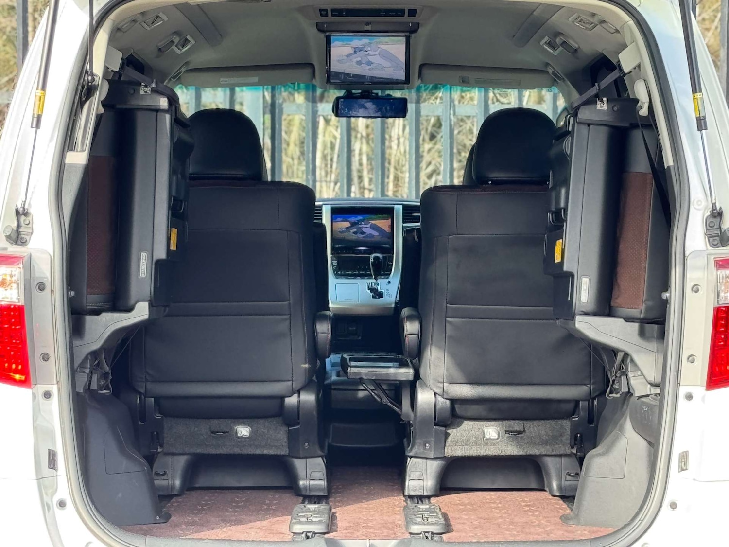 Used Toyota Alphard 2013 for sale - 77736118: Photo 23