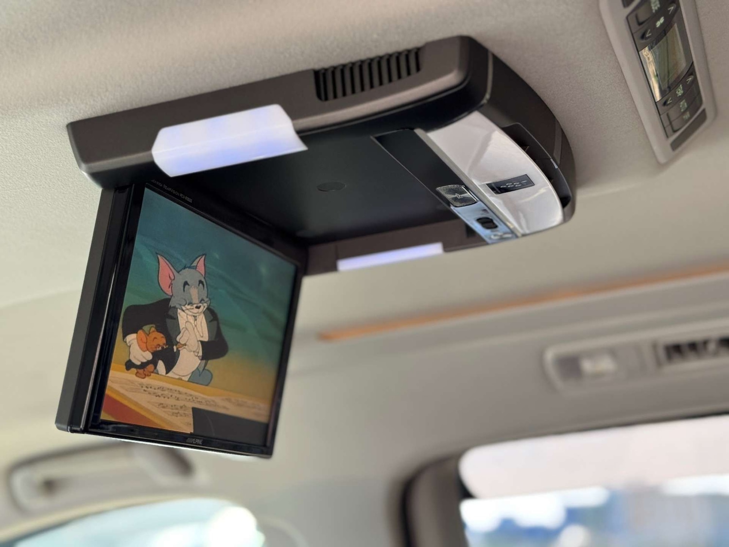 Used Toyota Alphard 2013 for sale - 77736118: Photo 72