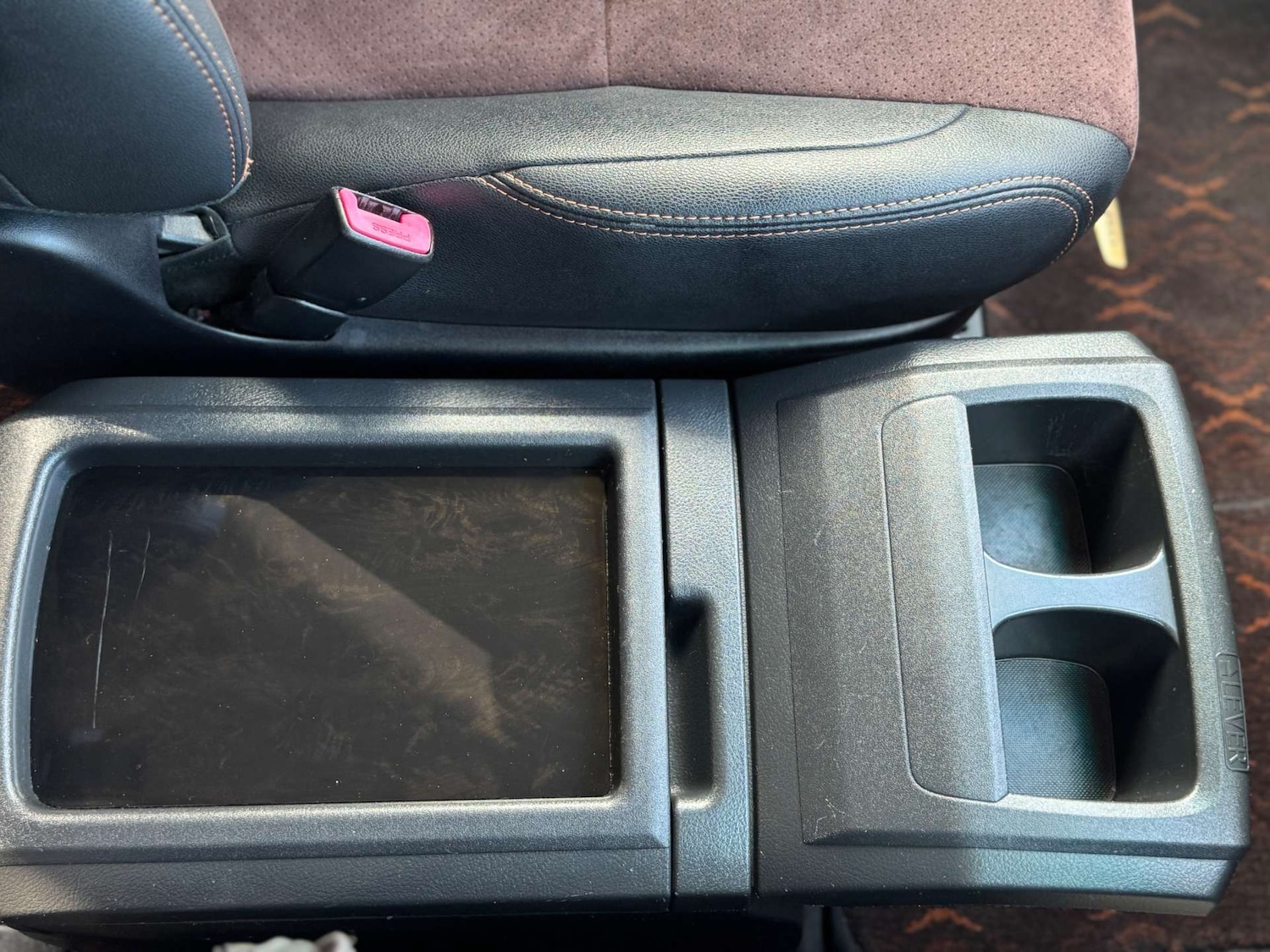 Used Toyota Alphard 2013 for sale - 77736118: Photo 86