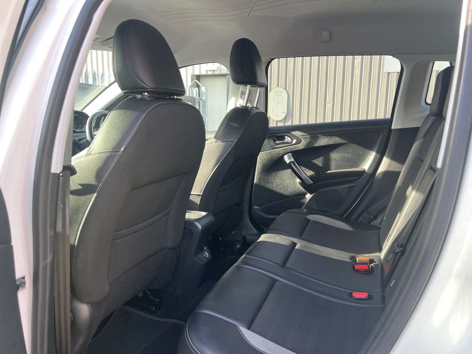 Used Peugeot 2008 2017 for sale - 77003473: Photo 22