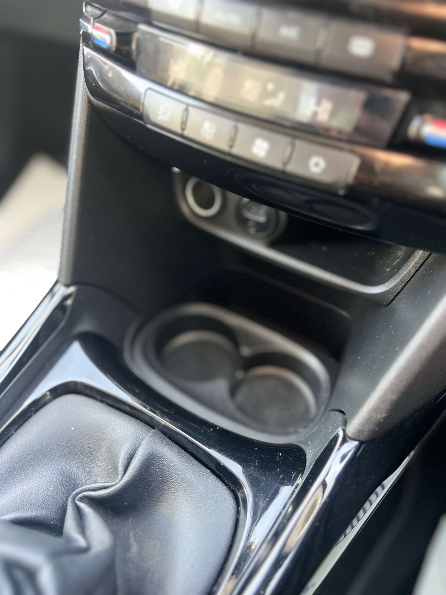 Used Peugeot 2008 2017 for sale - 77003473: Photo 25