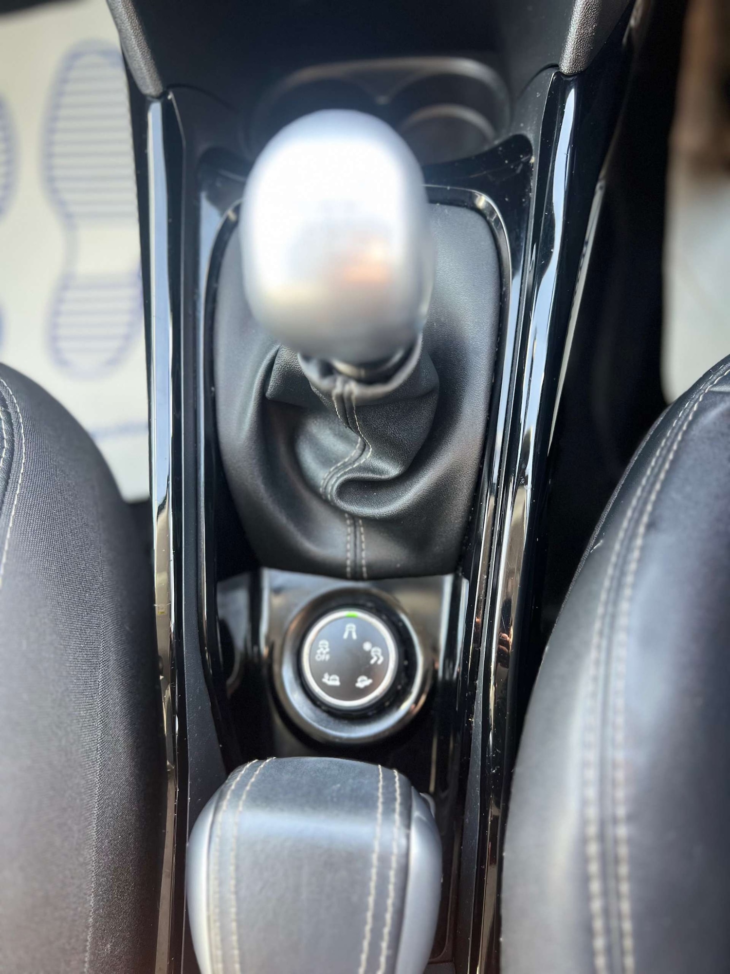 Used Peugeot 2008 2017 for sale - 77003473: Photo 28