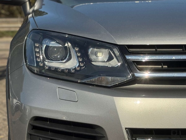 Used Volkswagen Touareg 2011 for sale - 76148245: Photo 30