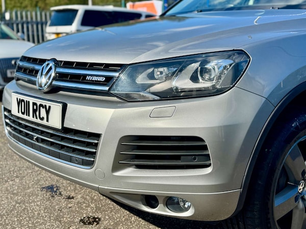 Used Volkswagen Touareg 2011 for sale - 76148245: Photo 35