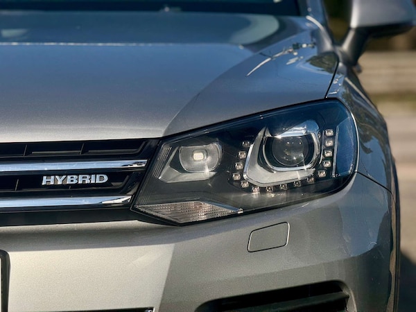 Used Volkswagen Touareg 2011 for sale - 76148245: Photo 36