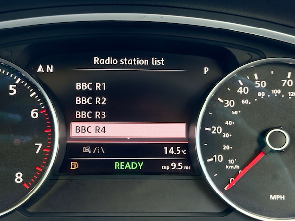 Used Volkswagen Touareg 2011 for sale - 76148245: Photo 57