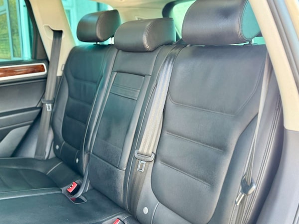 Used Volkswagen Touareg 2011 for sale - 76148245: Photo 68