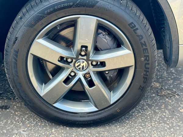 Used Volkswagen Touareg 2011 for sale - 76148245: Photo 87
