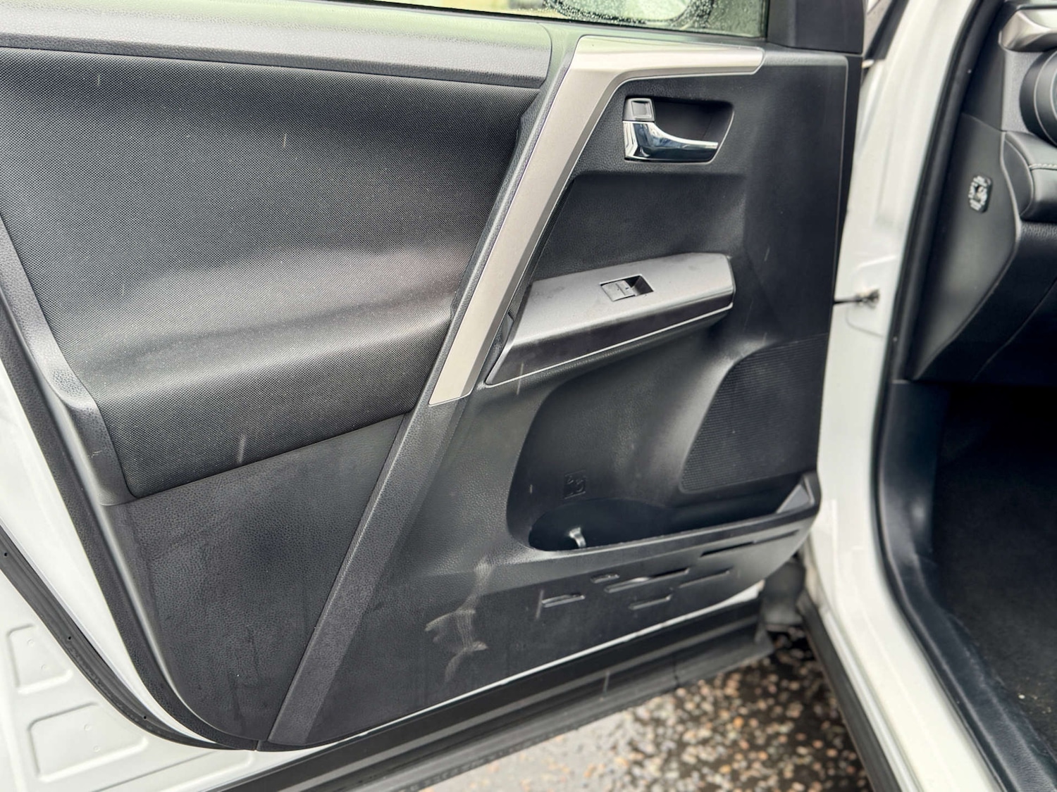 Used Toyota RAV4 2016 for sale - 77003480: Photo 71