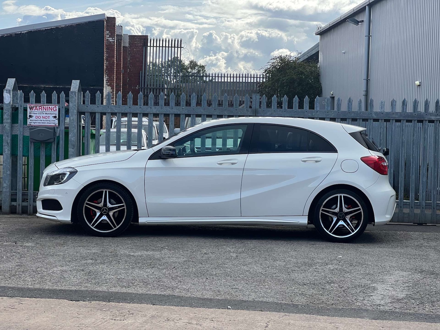 Used Mercedes-Benz A-Class 2015 for sale - 76591209: Photo 18